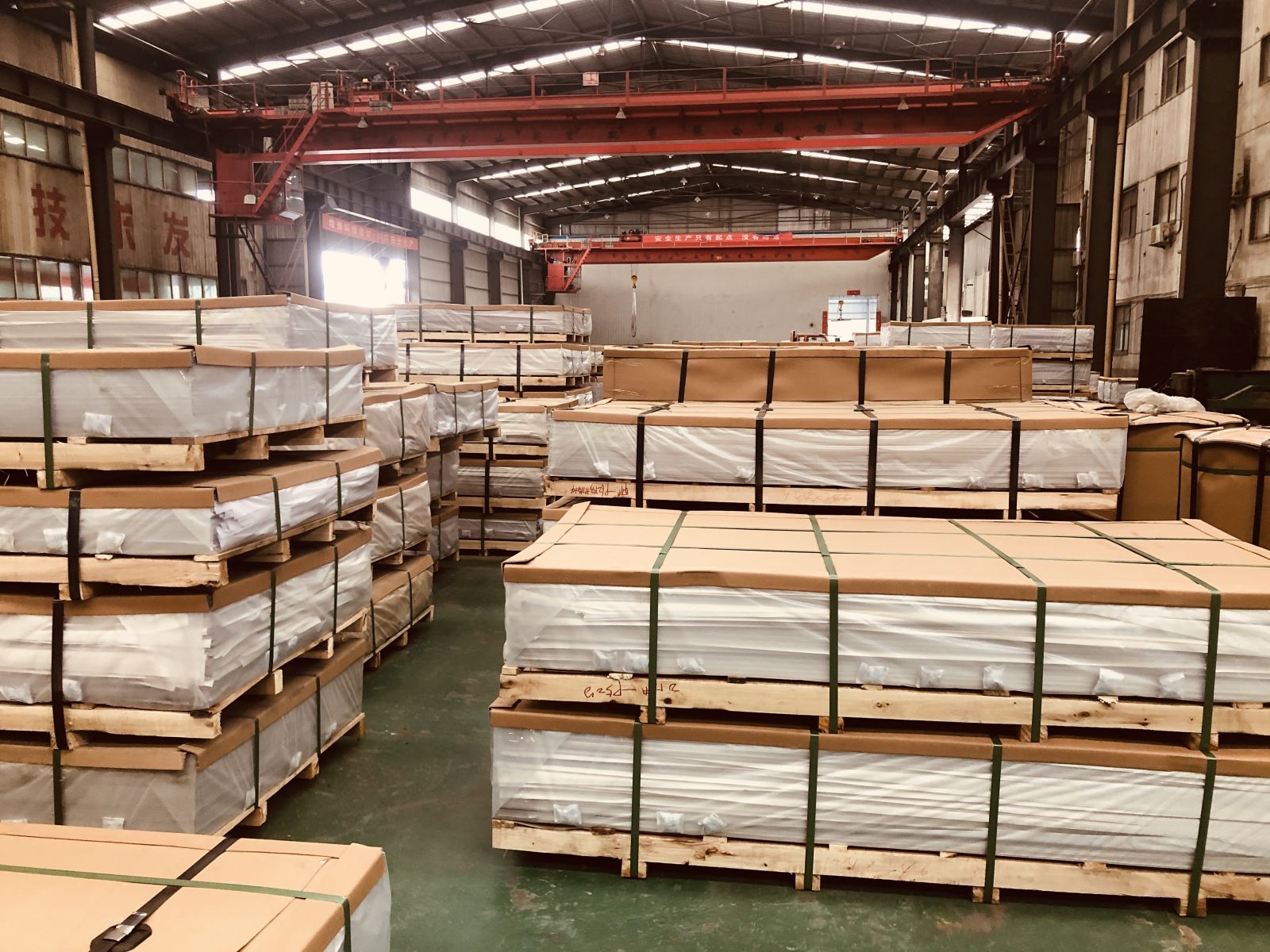 鋁板有哪些種類？如何進行清洗？